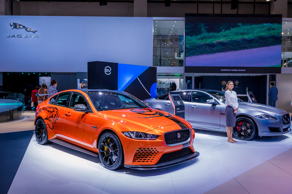 Dubai International Motor Show 2017