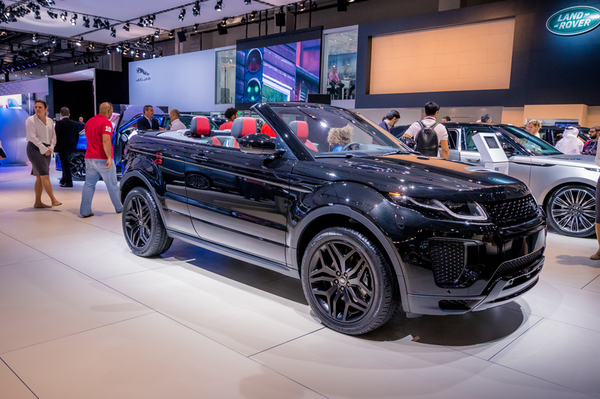 Dubai International Motor Show 2017